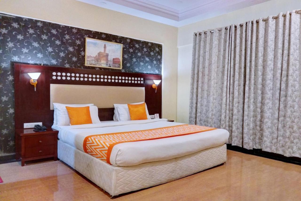 Oyo 10437 Hotel Hibiscus Inn Bangalore Dış mekan fotoğraf