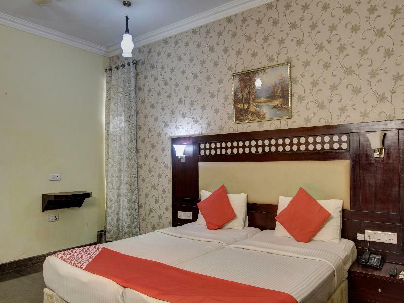Oyo 10437 Hotel Hibiscus Inn Bangalore Dış mekan fotoğraf