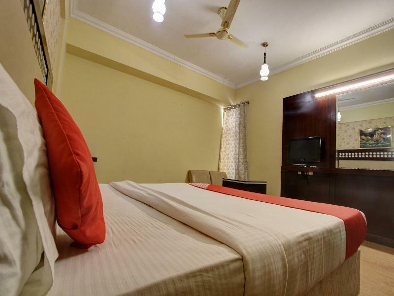 Oyo 10437 Hotel Hibiscus Inn Bangalore Dış mekan fotoğraf